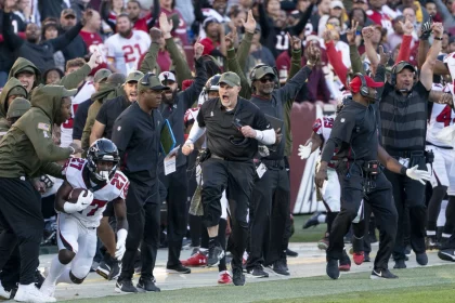 Atlanta Falcons Coaches Dan Quinn