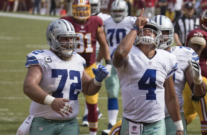 Travis Frederick Dak Prescott,_September_2016