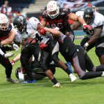 Stoppt den gegnerischen Ballträger: Anthony Darkangelo. Foto: Fabian Uebe