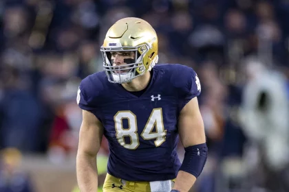 November 02, 2019: Notre Dame tight end Cole Kmet (84) during NCAA, College League, USA football game action between the