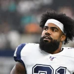 Dallas Cowboys Ezekiel Elliot prior to the Miami Dolphins NFL, American Football Herren, USA game AT&T Stadium in Arling