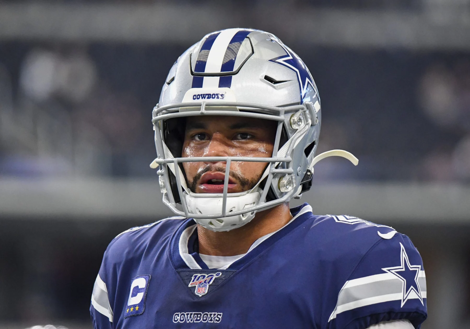 Free TV Woche 8 : Dallas Cowboys quarterback Dak Prescott 4 during an NFL, American Football Herren, USA game between the Lo