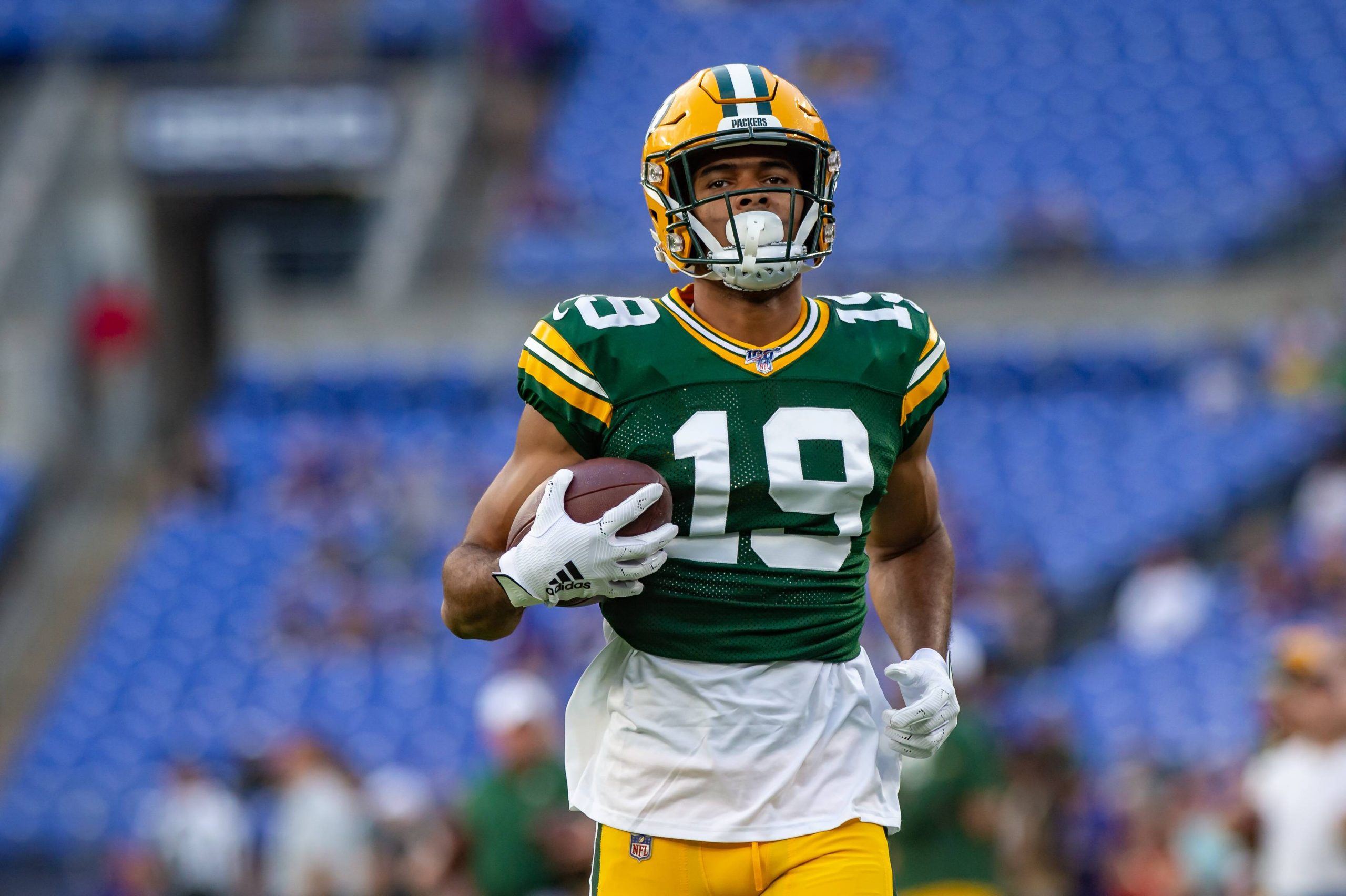 BALTIMORE, MD - AUGUST 15: Green Bay Packers wide receiver Equanimeous St. Brown (19) warms up during the National Football League preseason game between the Green Bay Packers and Baltimore Ravens on August 15, 2019 at M&T Bank Stadium in Baltimore, MD (Photo by John Jones/Icon Sportswire) NFL, American Football Herren, USA AUG 15 Preseason - Packers at Ravens PUBLICATIONxINxGERxSUIxAUTxHUNxRUSxSWExNORxDENxONLY Icon19081545