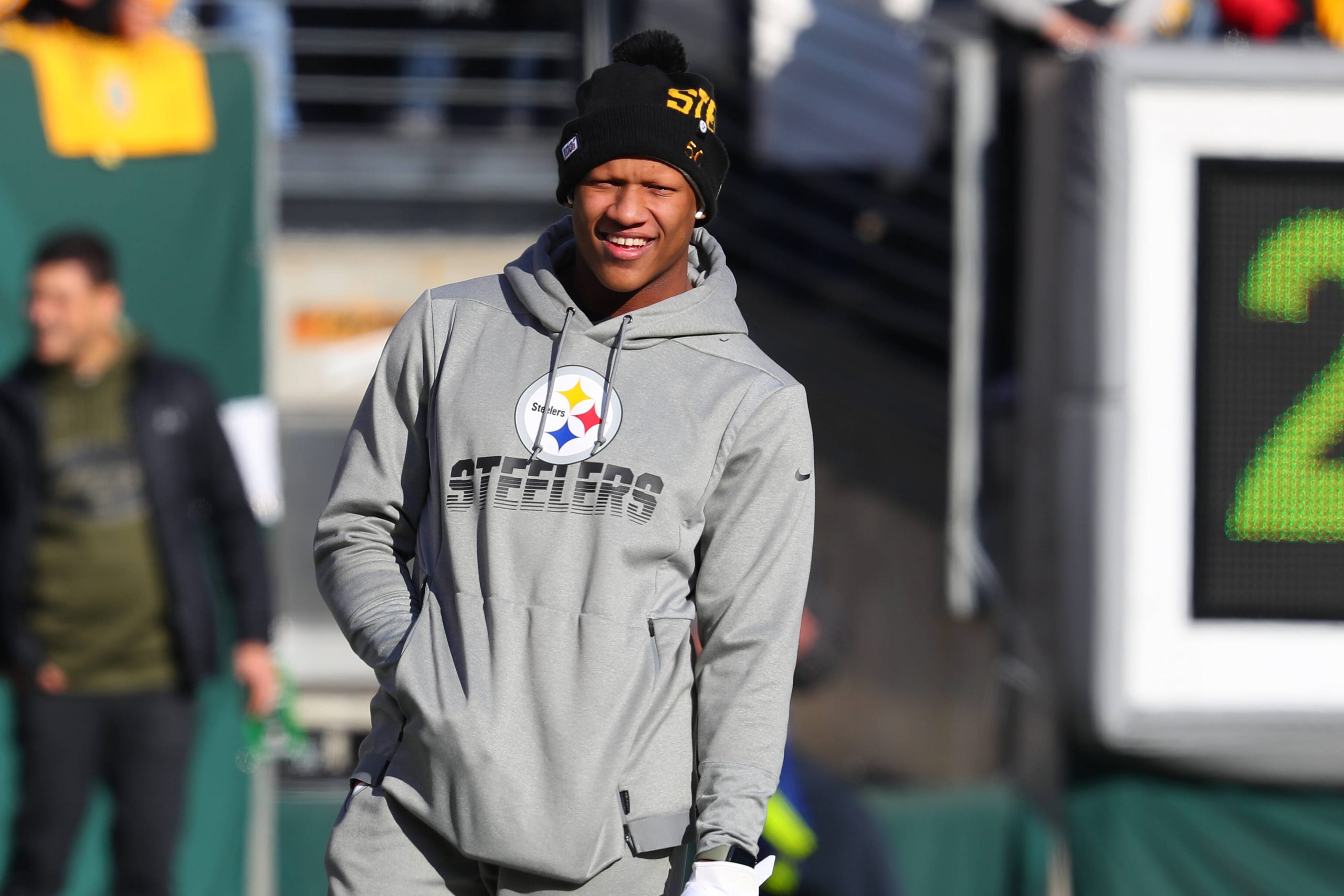 EAST RUTHERFORD, NJ - DECEMBER 22: Pittsburgh Steelers linebacker Ryan Shazier (50) prior to the National Football Leagu