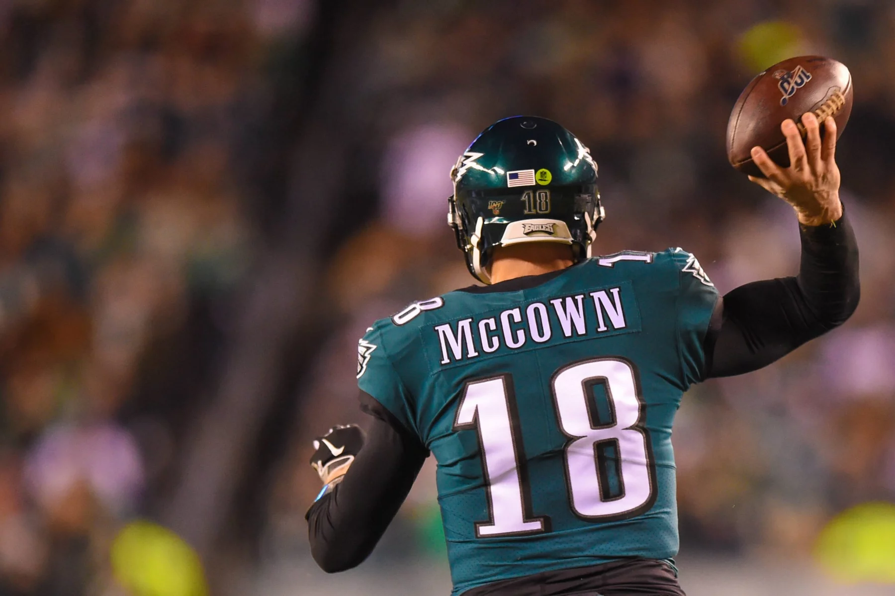 JAN 05, 2020 : Philadelphia Eagles quarterback Josh McCown (18) passes in the 3rd quarter during the NFC wild card matc