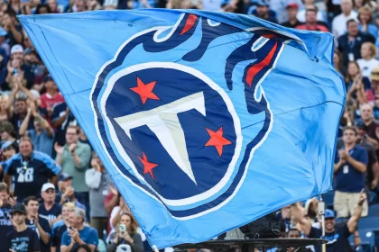 NASHVILLE, TN - OCTOBER 20: Tennessee Titans flag flying during a game between the Los Angeles Chargers and Tennessee Ti