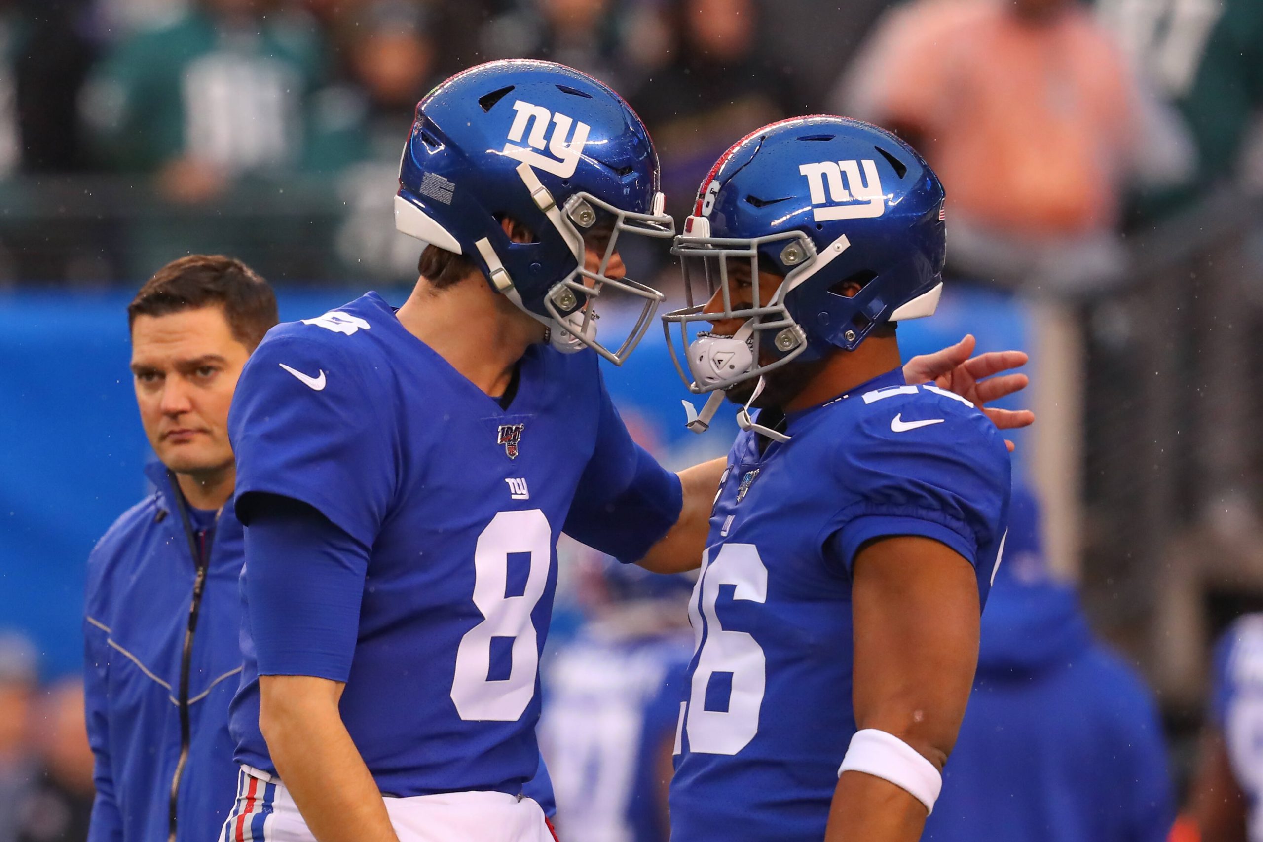 NJ - DECEMBER 29: New York Giants quarterback Daniel Jones (8) and New York Giants running back Saquon Barkley