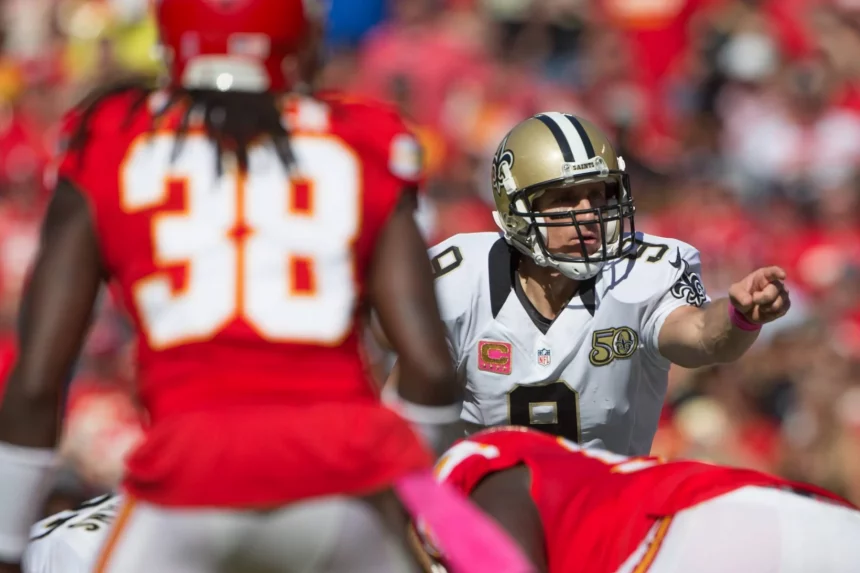 October 23 2016 New Orleans Saints quarterback Drew Brees 9 during the NFL American Football Her