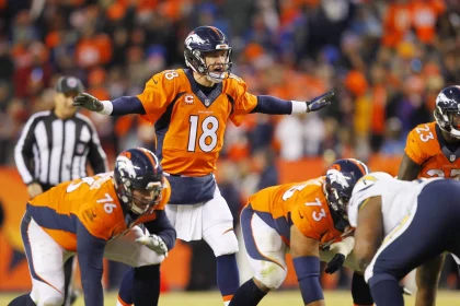 Jan 3 2016 Denver CO USA DENVER CO JAN 3 2016 Broncos Peyton Manning calls out a play