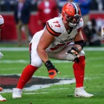 GLENDALE, AZ - DECEMBER 15: Cleveland Browns offensive guard Wyatt Teller (77) sets up for the play during the NFL, Amer