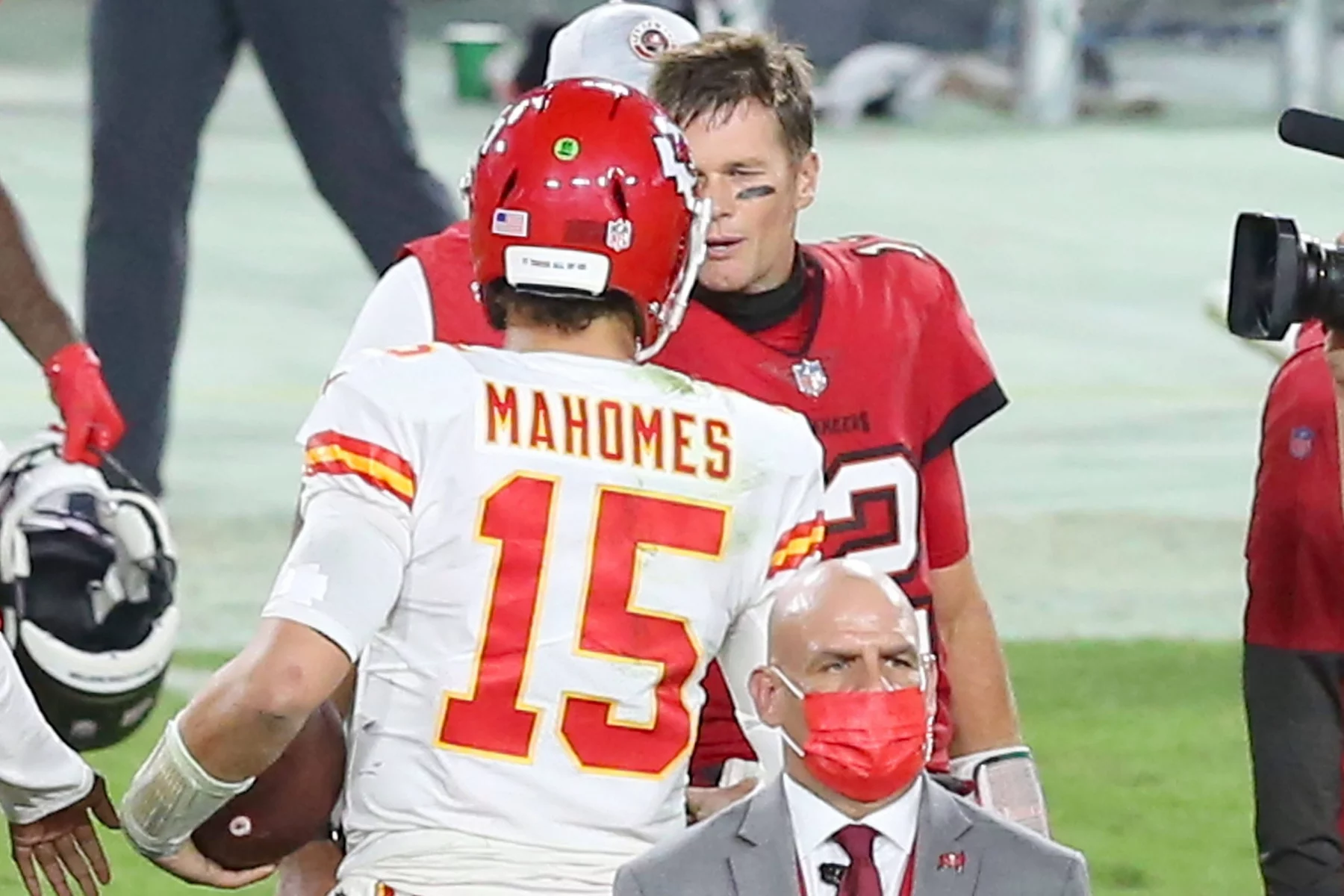 TAMPA, FL - NOVEMBER 29: Tom Brady (12) of the Buccaneers shakes hands with Patrick Mahomes (15) of the Chiefs after the