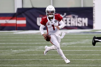 Top Free Agents 2026 - NOVEMBER 29: Arizona Cardinals quarterback Kyler Murray (1) scrambles during a game between the New Eng