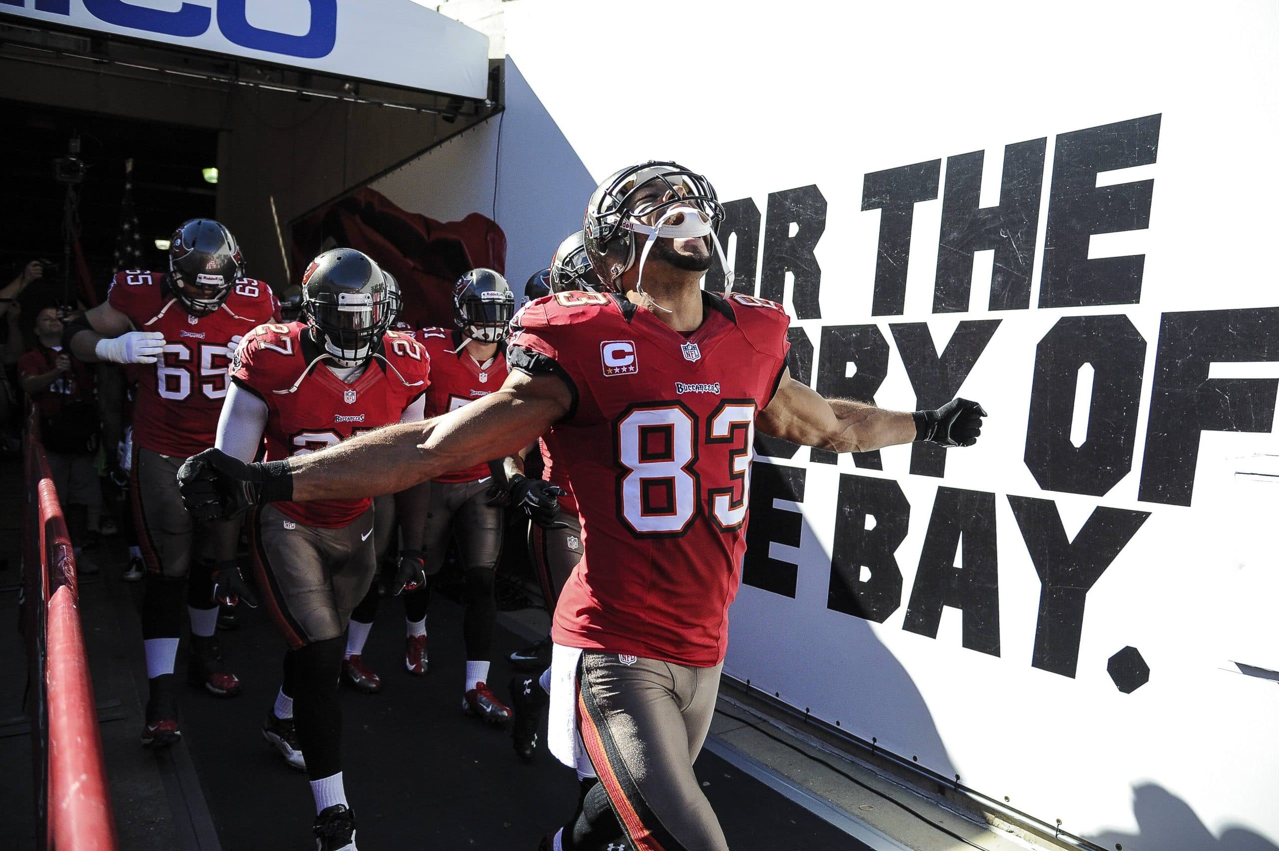 Tampa Bay Buccaneers wide receiver Vincent Jackson (83) basks in the glory of the Bay as he takes the field during week 12 of the 2012 NFL American Football Herren USA season in a game between the Tampa Bay Buccaneers and the Atlanta Falcons.