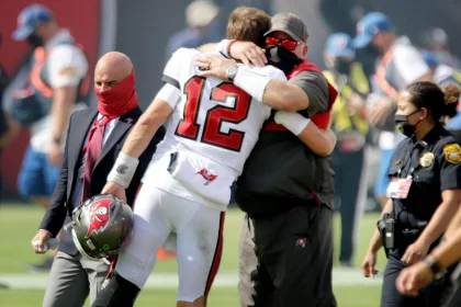 January 27, 2021, USA: It hasn t been all hugs and grins for Tom Brady and Bruce Arians this season, but that s part of