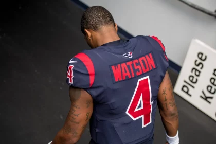 Watson Trade: Houston Texans quarterback Deshaun Watson (4) enters the tunnel after an NFL, American Football Herr