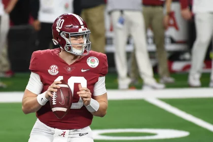 January 1, 2021 Arlington, TX...Alabama Crimson Tide redshirt junior (10) Mac Jones finished 25 for30 for 297 yards and