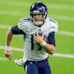 January 3, 2021: Tennessee Titans quarterback Ryan Tannehill (17) runs for a touchdown during the 4th quarter of an NFL,