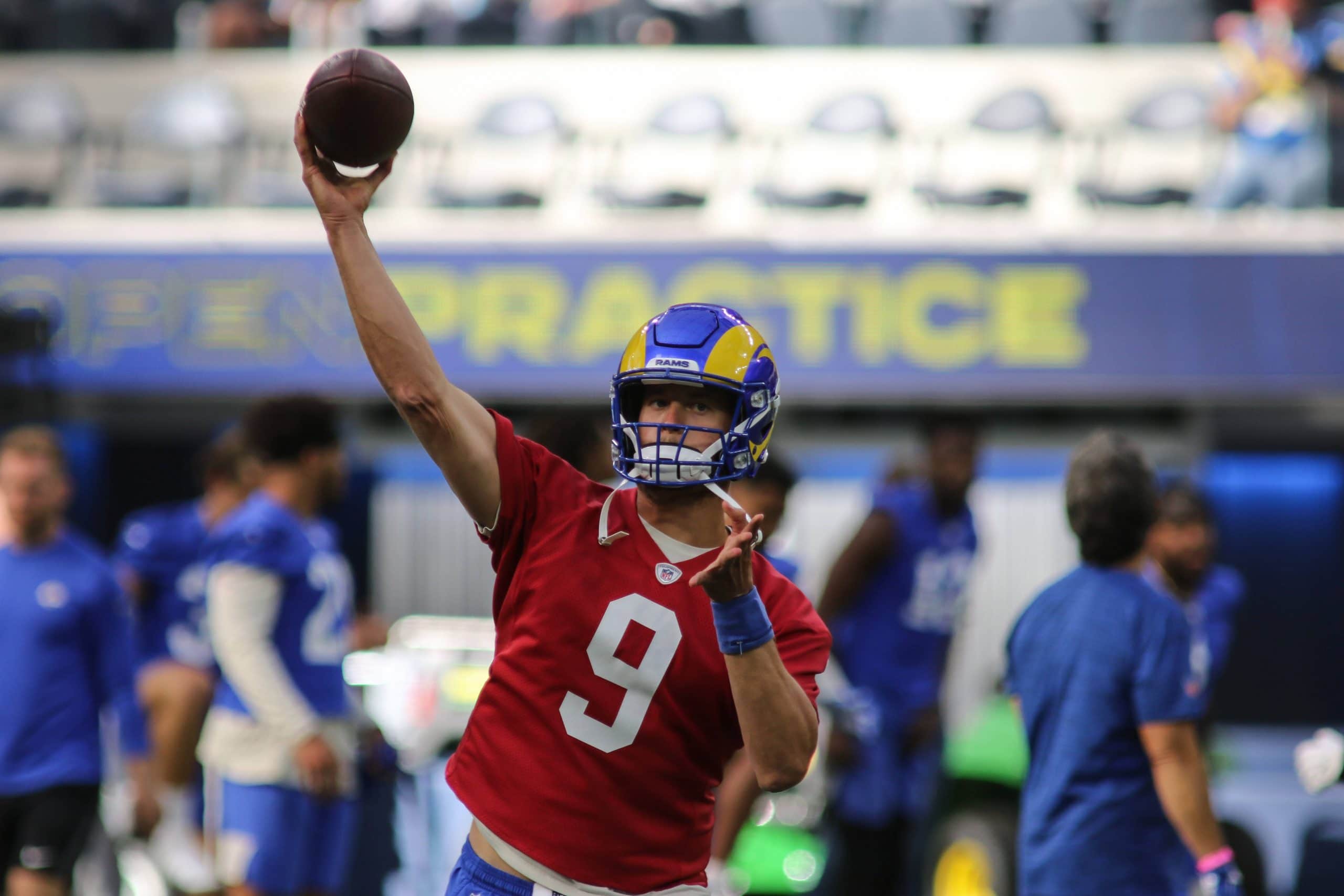 INGLEWOOD, CA - JUNE 10: Los Angeles Rams quarterback Matthew Stafford (09) during the Los Angeles Rams practice on June