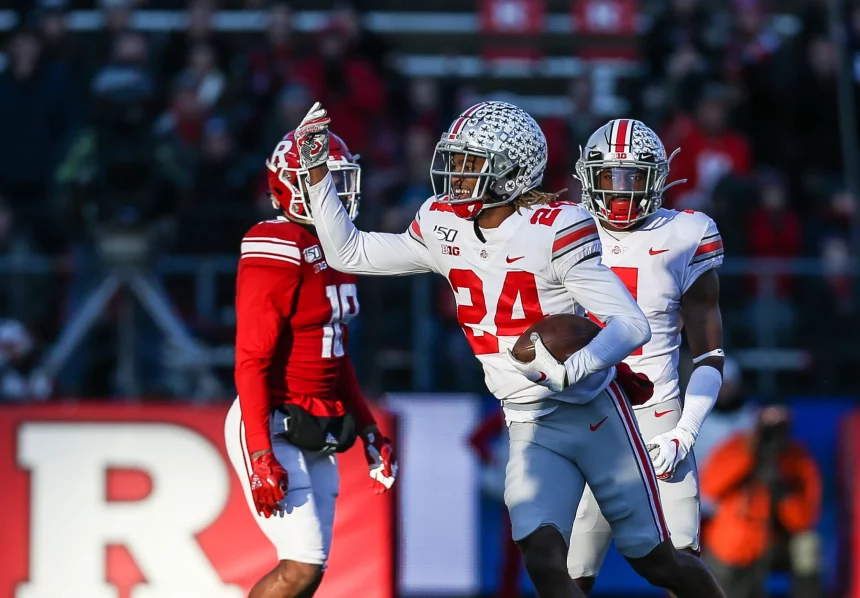 November 16, 2019: Ohio State Buckeyes cornerback Shaun Wade (24) celebrates his first quarter inter