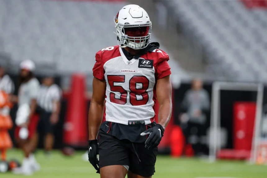 GLENDALE, AZ - AUGUST 04: Arizona Cardinals middle linebacker Jordan Hicks (58) looks on during Arizona Cardinals traini