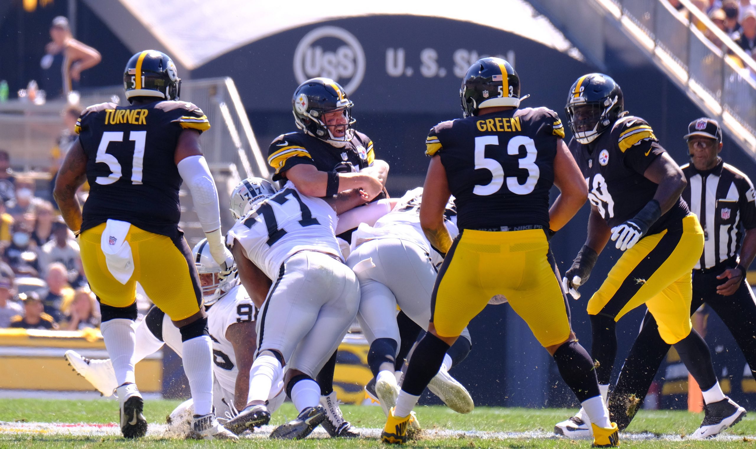 September 19th, 2021: Ben Roethlisberger 7 during the Pittsburgh Steelers vs Las Vegas Raiders game at Heinz Field in Pi