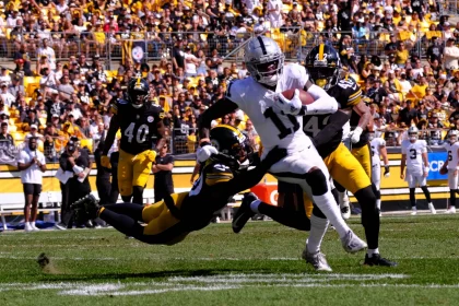 September 19th, 2021: Henry Ruggs III 11 during the Pittsburgh Steelers vs Las Vegas Raiders game at Heinz Field in Pittsburgh, PA. /CSM Pittsburgh USA - ZUMAcp5_ 20210919_zaf_cp5_046 Copyright: xJasonxPohuskix