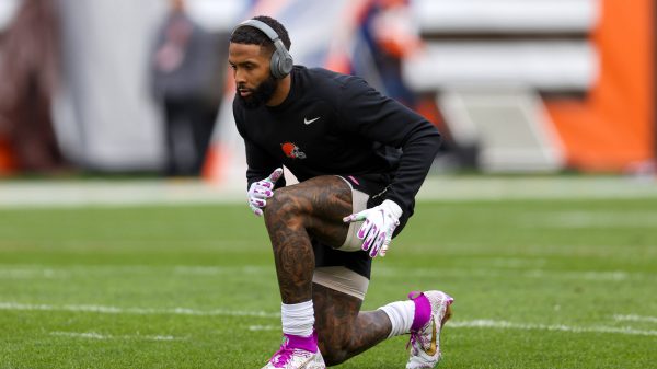 CLEVELAND, OH - OCTOBER 31: Cleveland Browns wide receiver Odell Beckham (13) warms up prior to the National Football L