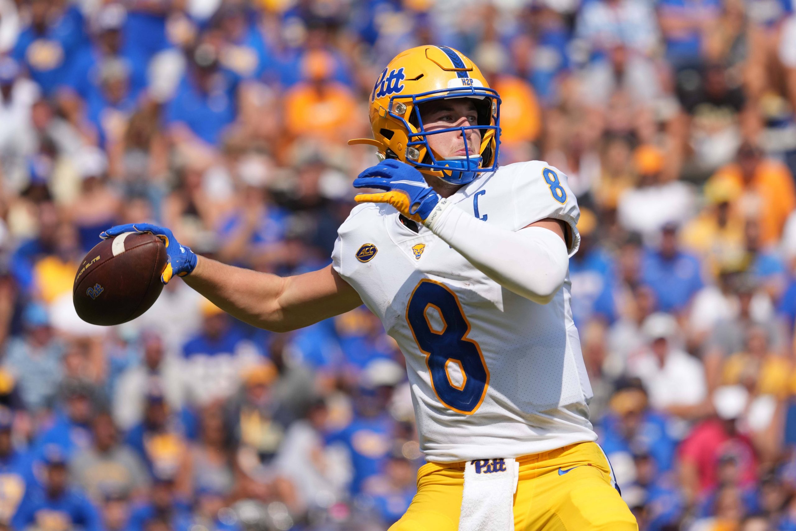 September 11, 2021: Pittsburgh Panthers quarterback Kenny Pickett 8 prepares to throw the ball during the NCAA, College