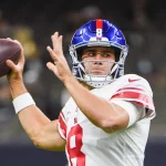 NEW ORLEANS, LA - OCTOBER 03: New York Giants quarterback Daniel Jones (8) warms up before the football game between the
