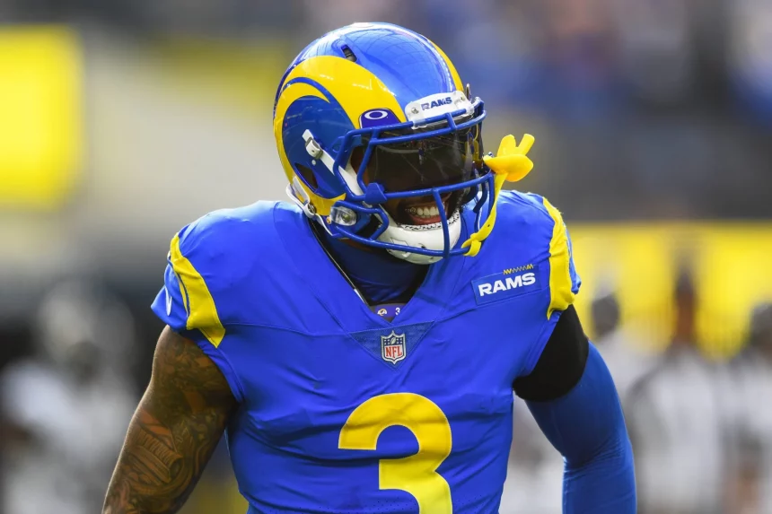 INGLEWOOD, CA - DECEMBER 05: Los Angeles Rams Wide Receiver Odell Beckham (3) looks on during the NFL, American Football