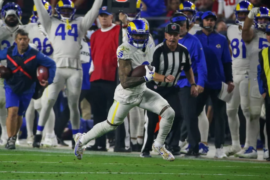 GLENDALE, AZ - DECEMBER 13 Los Angeles Rams wide receiver Odell Beckham Jr. 3 runs for a first down during the Los Angel