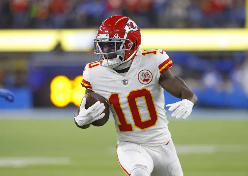 December 16, 2021 Kansas City Chiefs wide receiver Tyreek Hill (10) carries the ball after making a catch during the NFL