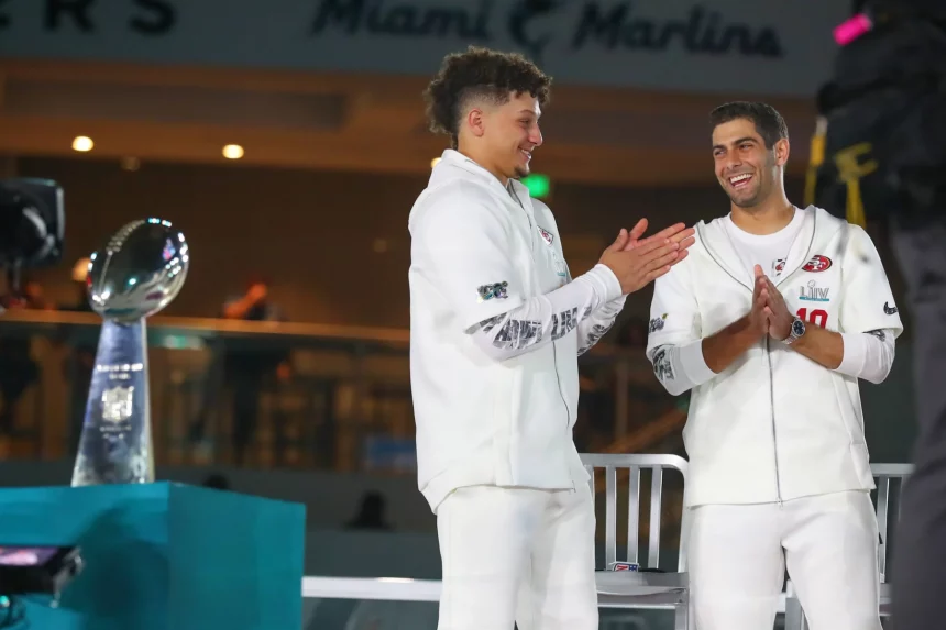 MIAMI, FL - JANUARY 27: San Francisco 49ers QB Jimmy Garoppolo (10, r.) and Kansas City Chiefs Pat Mahomes (15) during