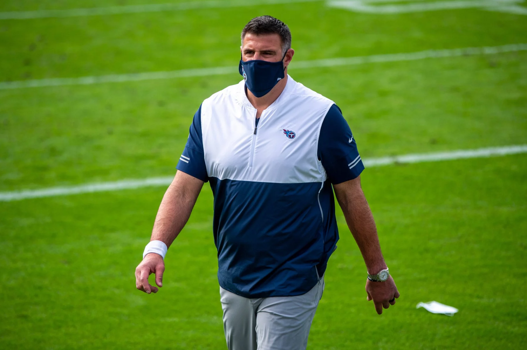 December 13, 2020, Jacksonville, Florida, USA: Tennessee Titans head coach MIKE VRABEL walks across the field during pre