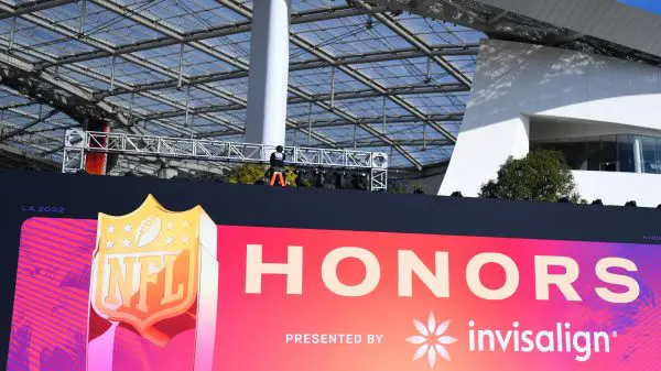 INGLEWOOD, CA - FEBRUARY 8: A NFL, American Football Herren, USA Honors sign outside SoFi Stadium during Super Bowl medi