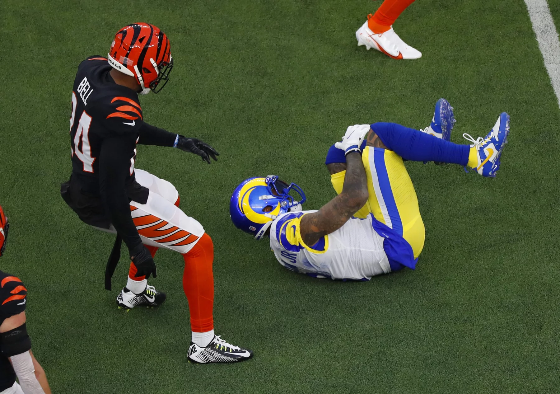 February 13, 2022, Inglewood, CA, United States: INGLEWOOD, CA - FEBRUARY 13: Los Angeles Rams Odell Beckham Jr. gets in