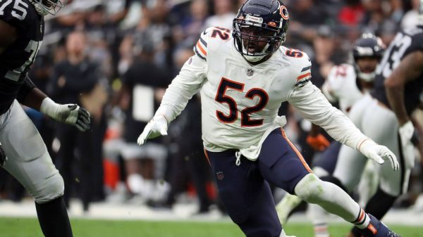November 19, 2021: Chicago Bears outside linebacker Khalil Mack (52) rushes in the second quarter against the Las Vegas