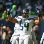 HOUSTON, TX - DECEMBER 12: Seattle Seahawks middle linebacker Bobby Wagner 54 signals to the sideline during the game between the Houston Texans and Seattle Seahawks on December 12, 2021 at NRG Stadium in Houston, TX. Photo by George Walker/Icon Sportswire NFL, American Football Herren, USA DEC 12 Seahawks at Texans Icon21121210