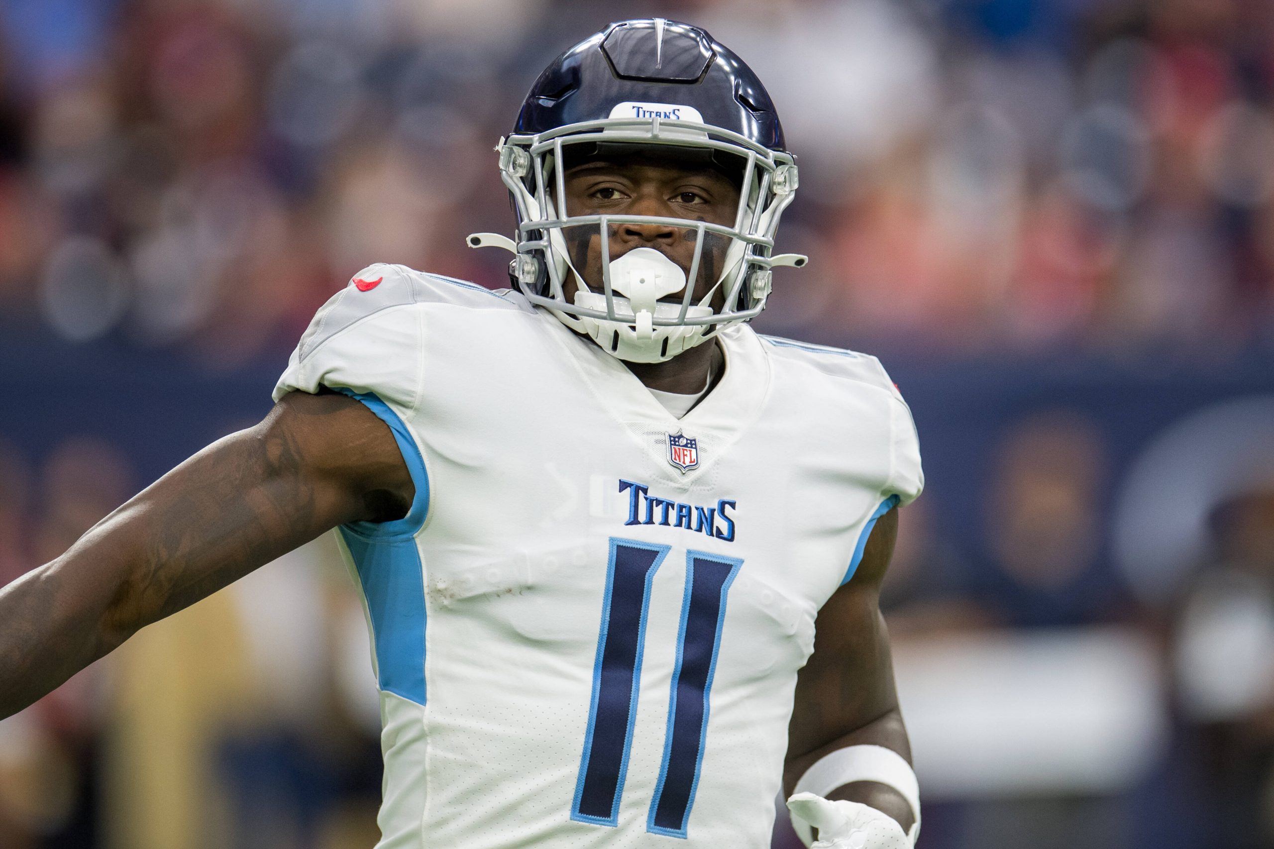 January 9, 2022: Tennessee Titans wide receiver A.J. Brown 11 prepares for a play during the 1st quarter of an NFL, American Football Herren, USA football game between the Tennessee Titans and the Houston Texans at NRG Stadium in Houston, TX. .. /CSM Houston U.S. - ZUMAc04_ 20220109_zaf_c04_046 Copyright: xTraskxSmithx