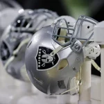 CLEVELAND, OH - DECEMBER 20: A Las Vegas Raiders helmet on the sideline during the fourth quarter of the National Football League game between the Las Vegas Raiders and Cleveland Browns on December 20, 2021, at FirstEnergy Stadium in Cleveland, OH. Photo by Frank Jansky/Icon Sportswire NFL, American Football Herren, USA DEC 20 Raiders at Browns Icon211220131