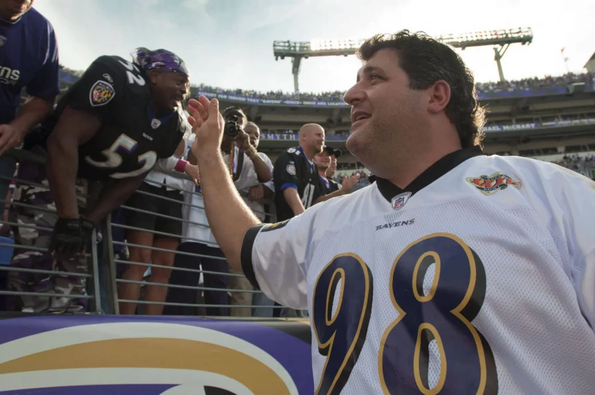 June 22, 2022: Tony Siragusa, the wisecracking wall of flesh known as oeGoose who anchored the middle of a record-setting Ravens defense during the team s first Super Bowl run, died Wednesday, a team spokesman said. He was 55. - ZUMAm67_ 0161376037st Copyright: xKarlxMertonxFerronx