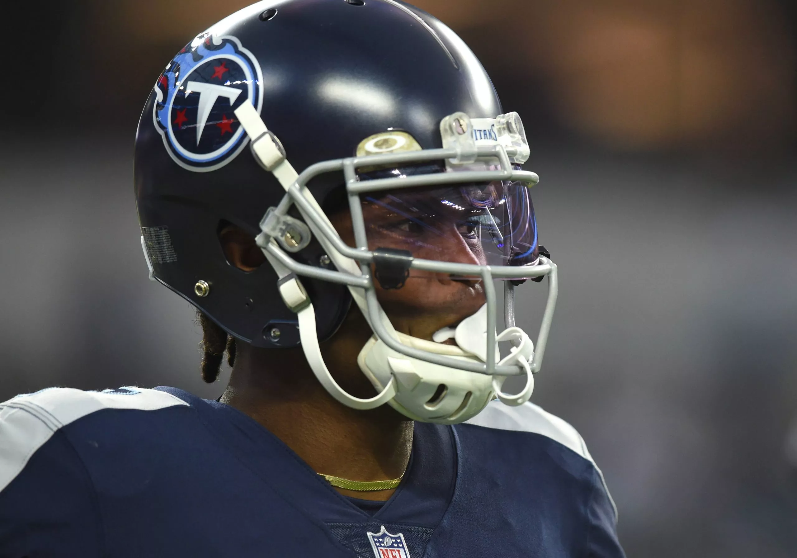 INGLEWOOD, CA - NOVEMBER 07: Tennessee Titans Wide Receiver Julio Jones (2) warms up during an NFL, American Football He