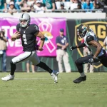 October 23, 2016 - Jacksonville, FL, U.S: Jacksonville Jaguars cornerback Jalen Ramsey (20) chases Oakland Raiders quarterback Derek Carr (4) during 2nd half NFL American Football Herren USA football game. Raiders defeated the Jaguars 33-16 at EverBank Field in Jacksonville, Fl. Romeo T Guzman/CSM. NFL 2016: Raiders vs Jaguars OCT 23 - ZUMAcg2_ 20161023_zaf_cg2_037