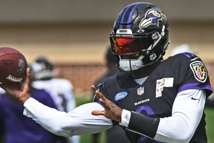 August 6, 2022: Through a week and a half of training camp, Baltimore Ravens quarterback Lamar Jackson has been more consistently accurate than he s ever been over five summers in Baltimore, and his range as a passer has never been greater. - ZUMAm67_ 20220806_zaf_m67_014 Copyright: xKennethxK.xLamx