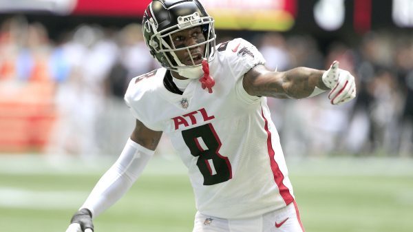 Kyle Pitts ATLANTA, GA - SEPTEMBER 12: Kyle Pitts 8 of the Atlanta Falcons during the 2021 Week 1 NFL, American Football Herren, US