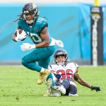 December 19, 2021 - Jacksonville, FL, U.S: Jacksonville Jaguars wide receiver Laviska Shenault Jr. 10 during 2nd half NFL, American Football Herren, USA football game between the Houston Texans and the Jacksonville Jaguars. Houston defeated Jacksonville 30-16 at TIAA Bank Field in Jacksonville, Fl. Romeo T Guzman/CSM Jacksonville USA - ZUMAcg2_ 20211219_zaf_cg2_033 Copyright: xRomeoxGuzmanx