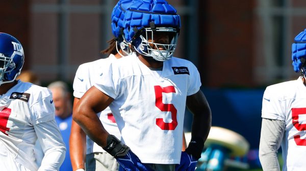 Guardian Caps, NJ - JULY 30: Kayvon Thibodeaux 5 New York Giants linebacker during training camp on July 30, 2022 at Quest Diagnostics Training Center in East Rutherford, New Jersey. Photo by Rich Graessle/Icon Sportswire NFL, American Football Herren, USA JUL 30 New York Giants Training Camp Icon2207307594