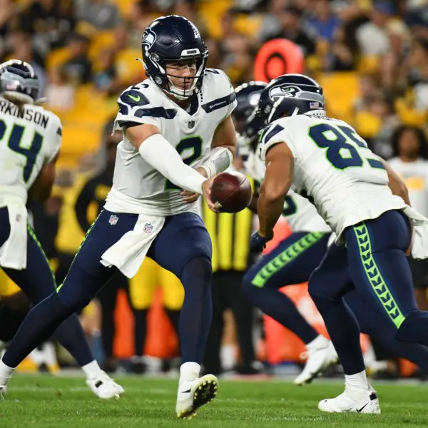 August 13, 2022, Pittsburgh, Pennsylvania, USA: August 13th, 2022 Drew Lock 2 during the Pittsburgh Steelers vs Seattle Seahawks in Pittsburgh, PA at Acrisure Stadium. Jake Mysliwczyk/BMR Pittsburgh USA - ZUMAb241 20220813_zsa_b241_032 Copyright: xJakexMysliwczykx/xBmrxMediax