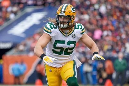 CHICAGO, IL - DECEMBER 16: Green Bay Packers outside linebacker Clay Matthews (52) battles in action during an NFL American Football Herren USA game between the Green Bay Packers and the Chicago Bears on December 16, 2018 at Soldier Field in Chicago, IL. (Photo by Robin Alam/Icon Sportswire) NFL: DEC 16 Packers at Bears PUBLICATIONxINxGERxSUIxAUTxHUNxRUSxSWExNORxDENxONLY Icon164121216388