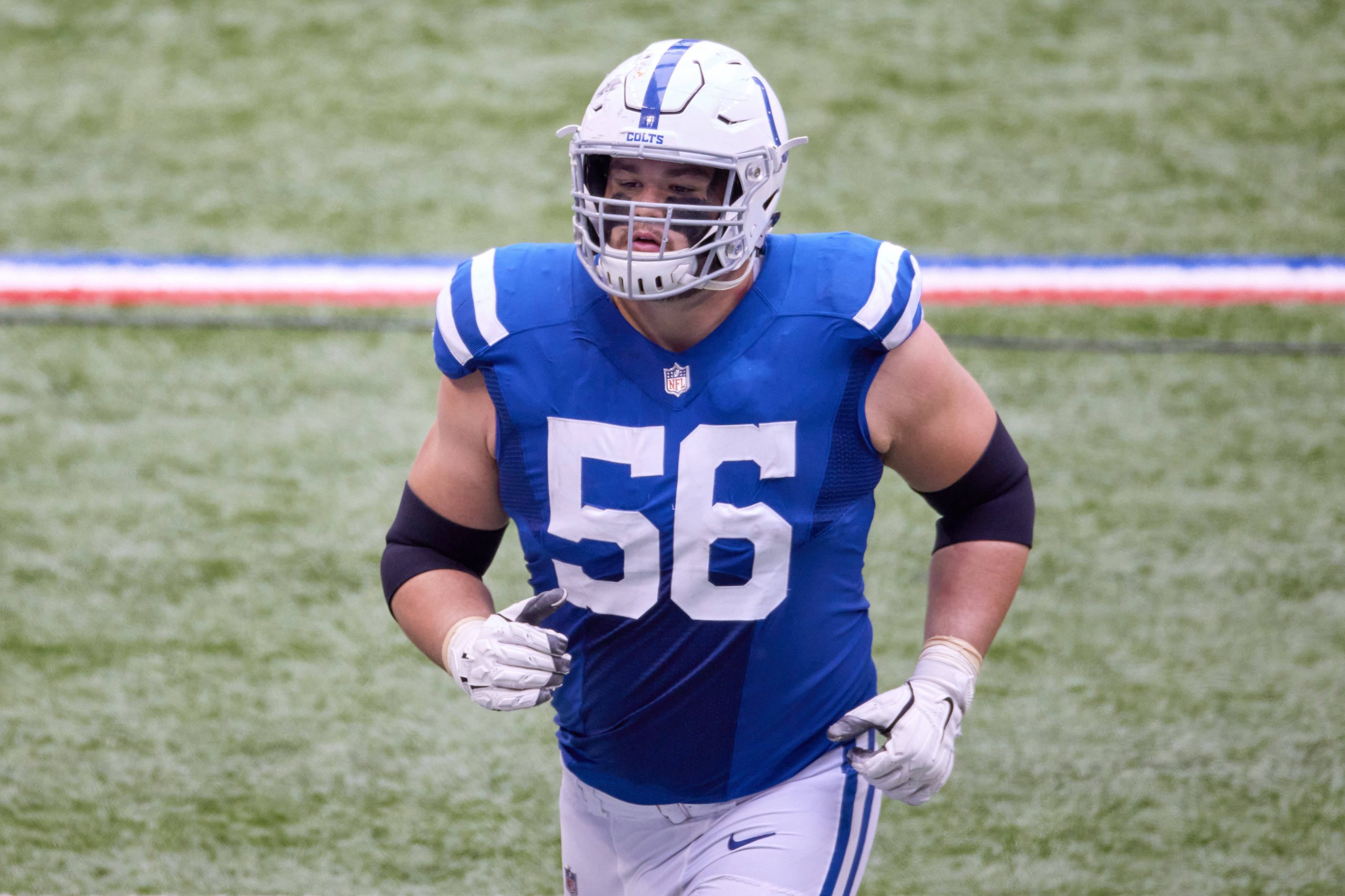 INDIANAPOLIS, IN - OCTOBER 18: Indianapolis Colts Offensive Guard Quenton Nelson 56 looks on in game action during a NFL, American Football Herren, USA game between the Indianapolis Colts and the Cincinnati Bengals on October 18, 2020, at Lucas Oil Stadium in Indianapolis, IN. Photo by MSA/Icon Sportswire NFL: OCT 18 Bengals at Colts Icon201018624